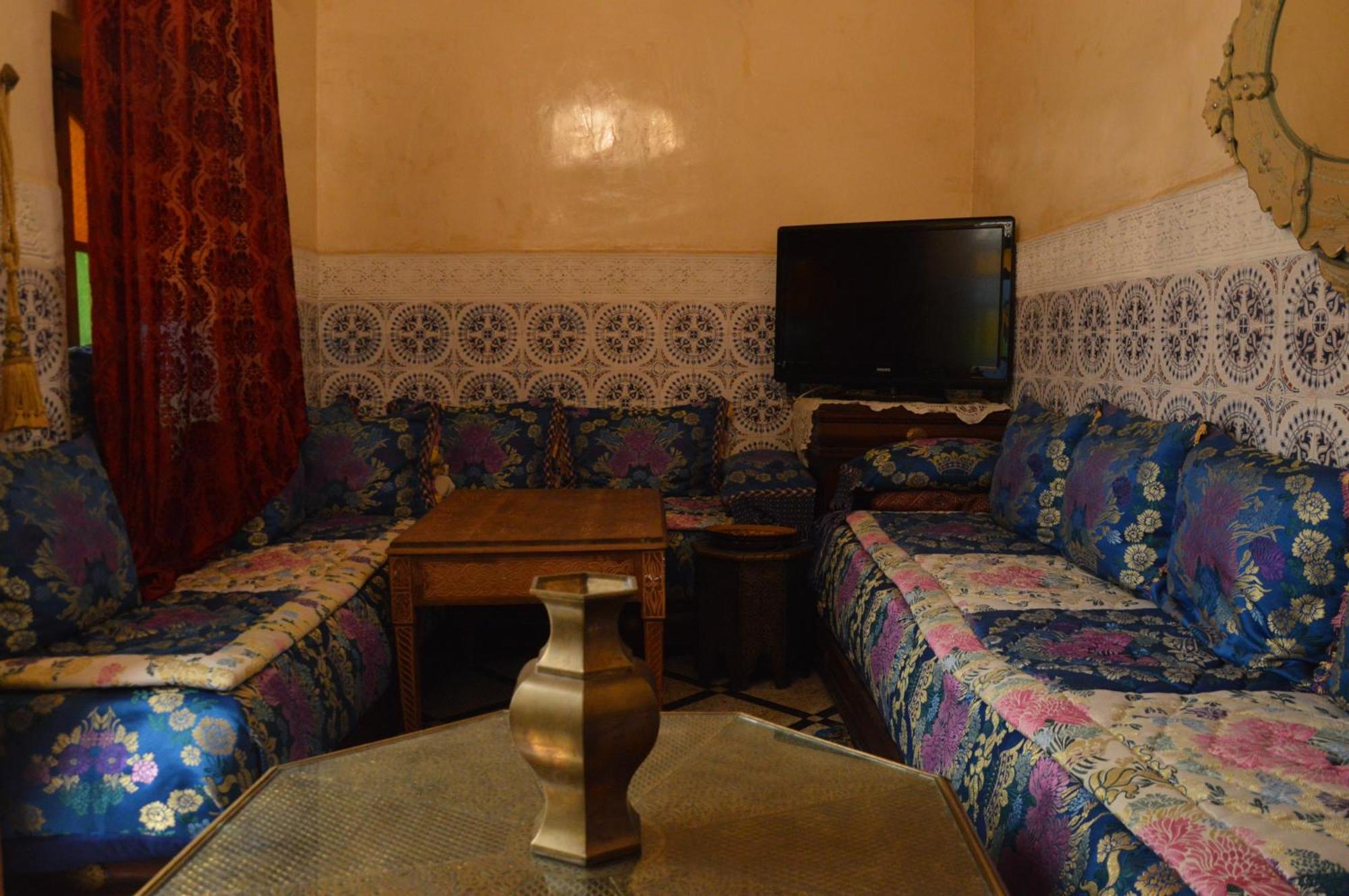 Riad Oumkaltoum Фес Экстерьер фото